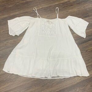 🔴SOLD🔴 Pull&Bear white BoHo blouse